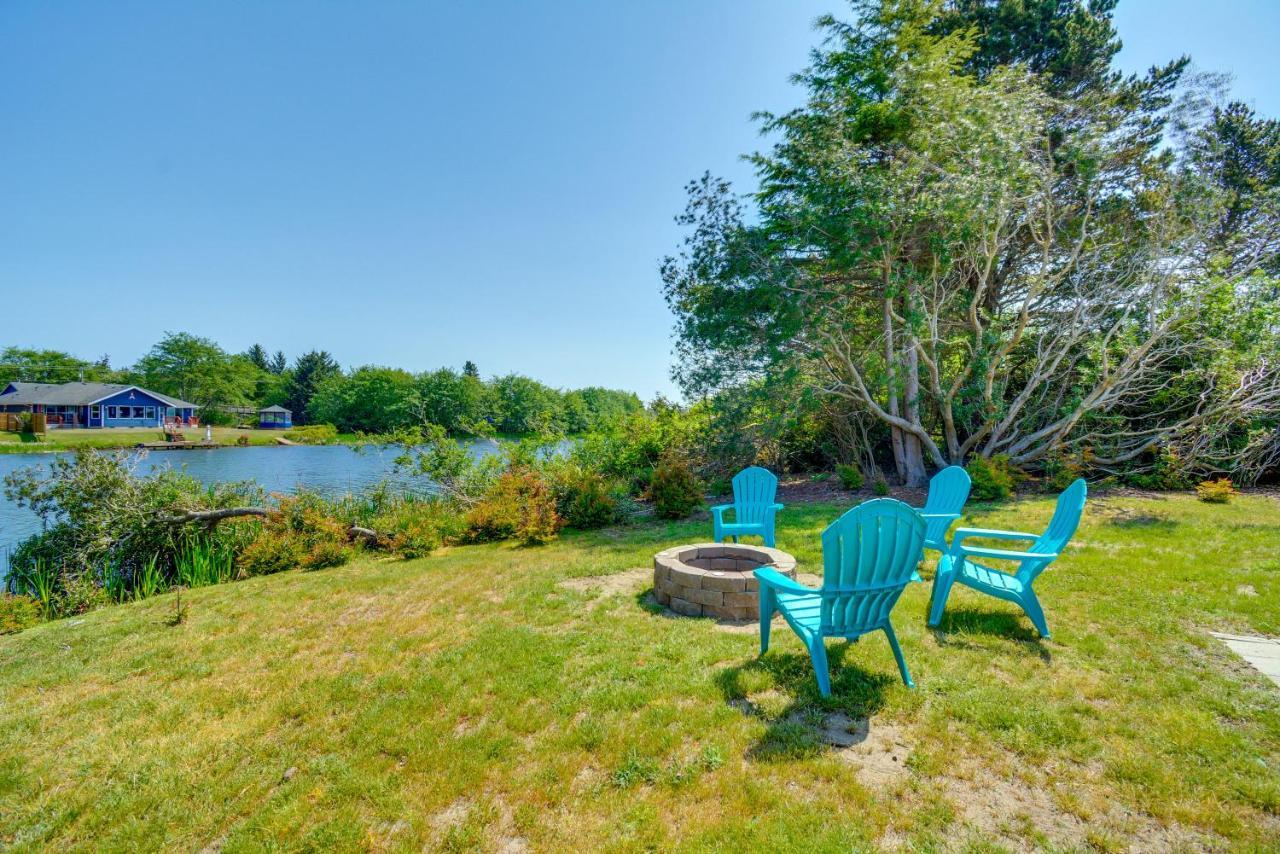 Canal Cottage Retreat With Dock And Waterfront Views โอเชียนชอร์ส ภายนอก รูปภาพ